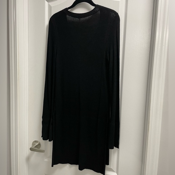 Bell Sleeve Shirt - Picture 3 of 9